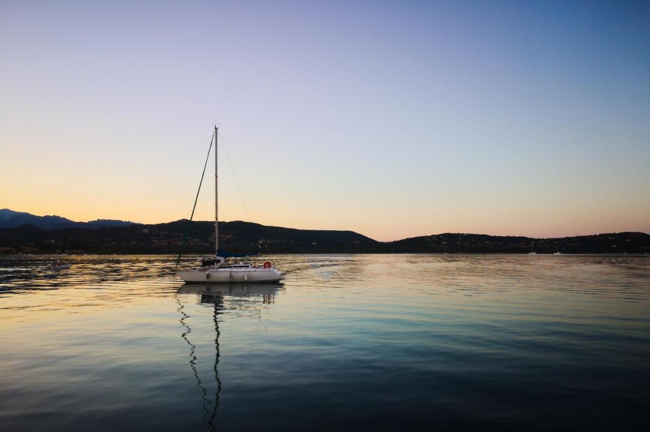 Hotel Stlocavoile 2, Seuls A Bord D Un Voilier Porto Vecchio Esterno foto